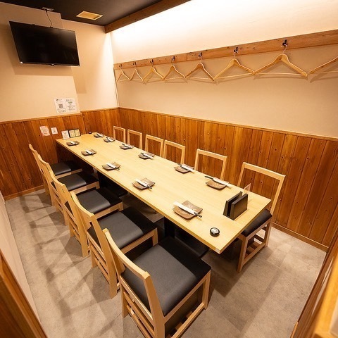 純国産馬刺しと朝引き鶏 にほんいち 大阪堺筋本町店　内観２