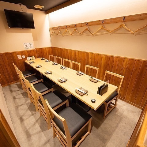 純国産馬刺しと朝引き鶏 にほんいち 大阪堺筋本町店 内観2